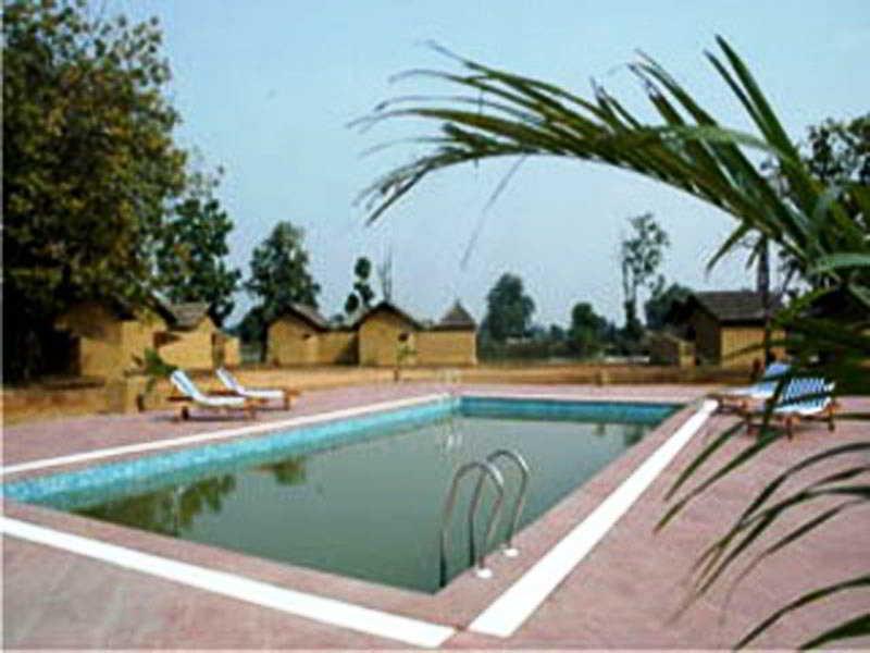 Tiger Lagoon Hotel Bandhavgarh National Park ภายนอก รูปภาพ