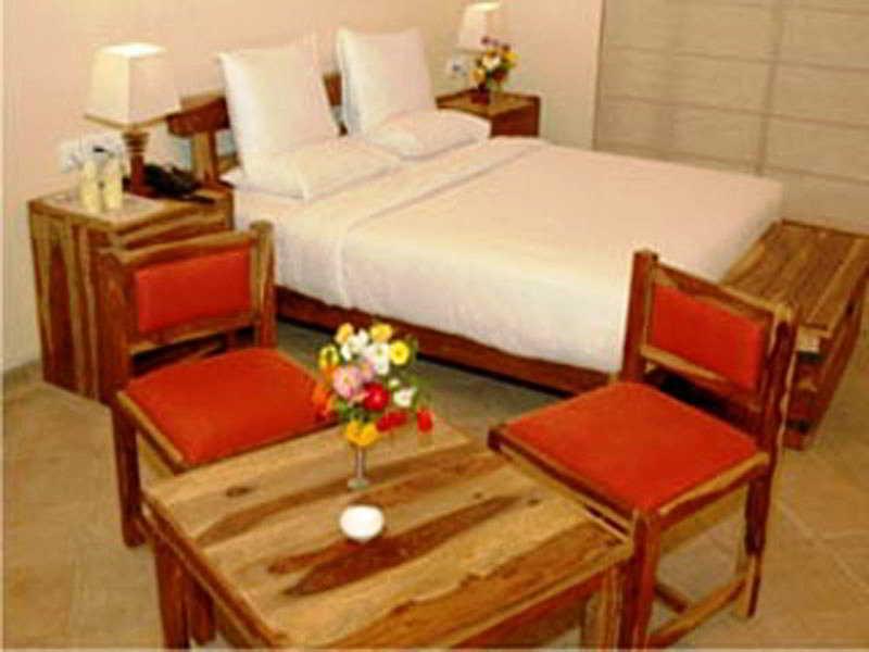 Tiger Lagoon Hotel Bandhavgarh National Park ภายนอก รูปภาพ